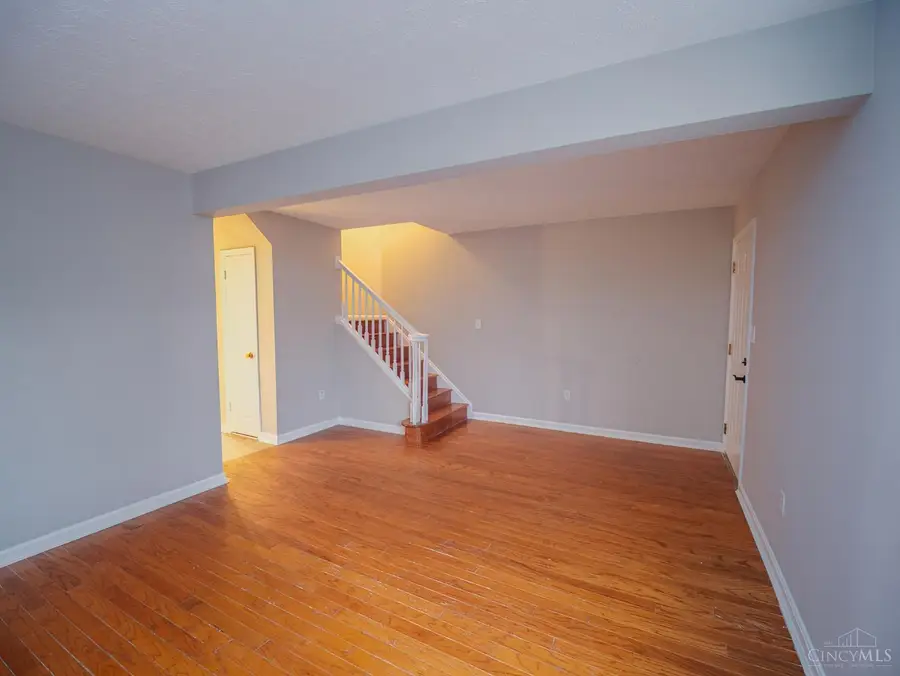 7752 Montgomery Road #25, Sycamore Township, OH 45236 - Image #3