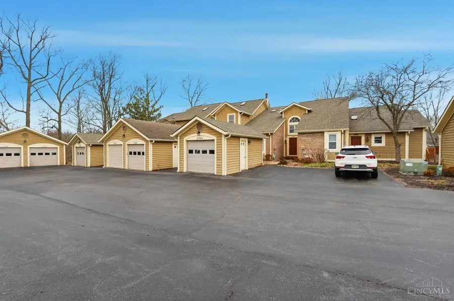 11762 Gable Glen Lane, Symmes Township, OH 45249 - Image #2
