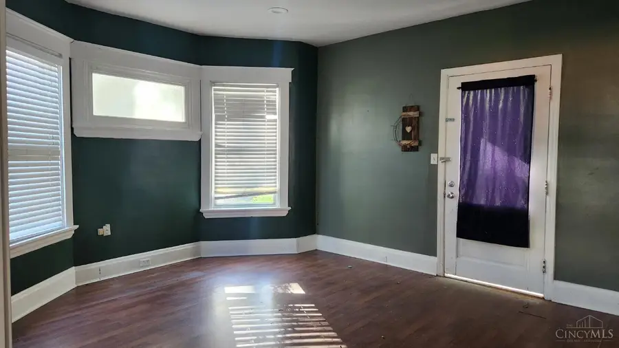 3927 Davis Avenue, Cheviot, OH 45211 - Image #3