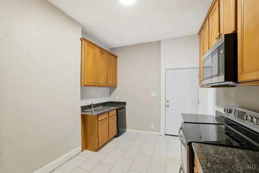 2651 Melrose Avenue, Cincinnati, OH 45206 - #3