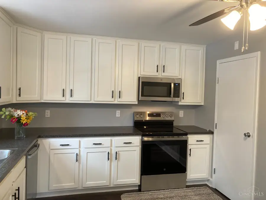 5221 Clearlake Drive, Green Township, OH 45247 - Image #3