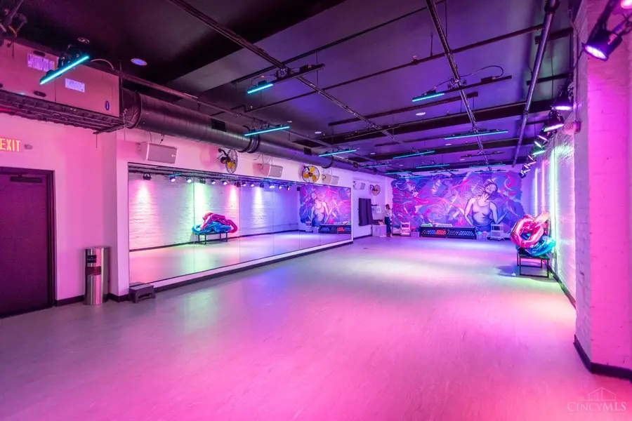 6011 Madison Road, Cincinnati, OH 45227 - Image #2