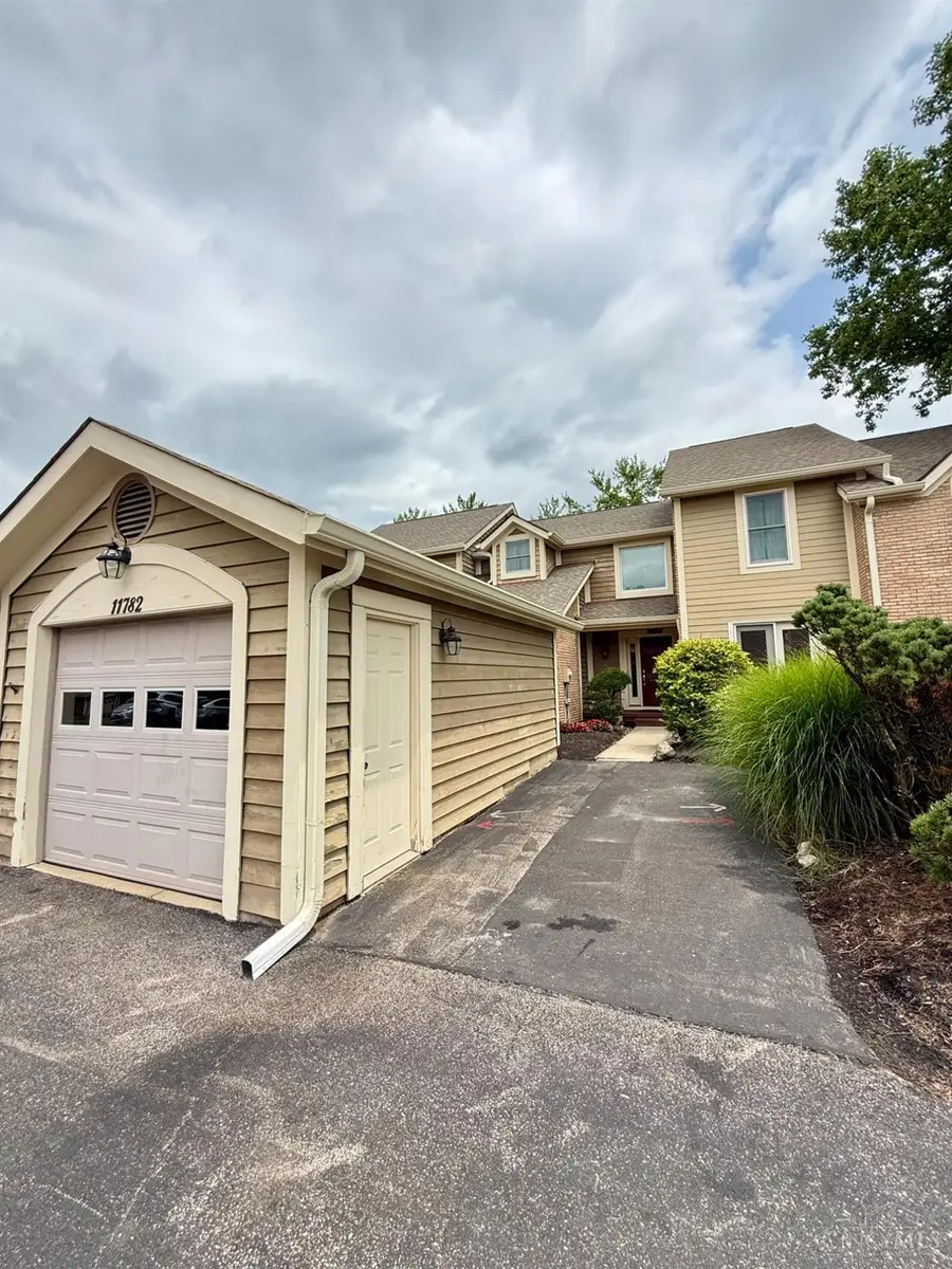 11782 Gable Glen Lane, Symmes Township, OH 45249 - Image #2