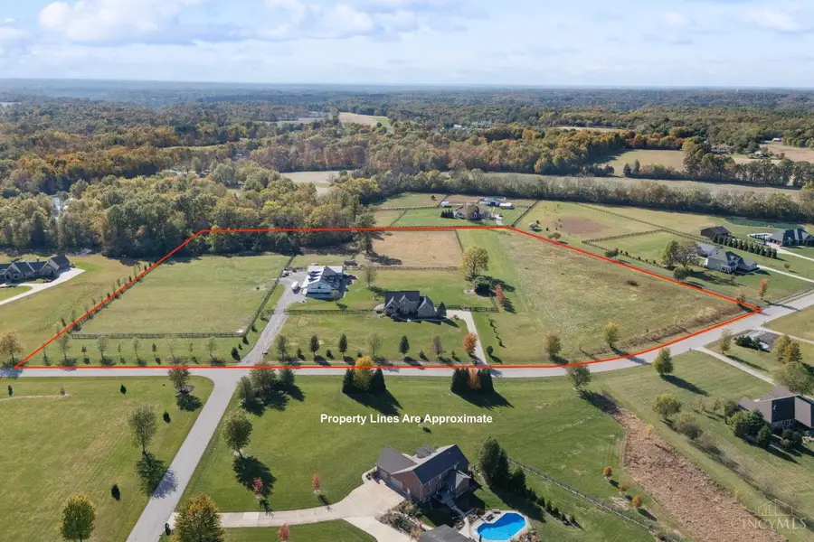 1005 Arabian Run Drive, Washington, OH 45113 - Image #3