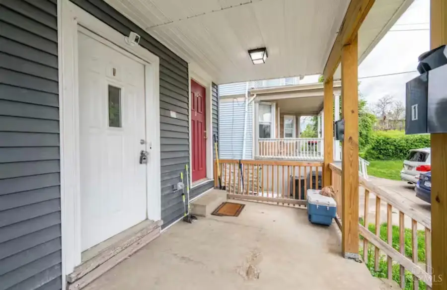 887 Lexington Avenue, Cincinnati, OH 45229 - #2