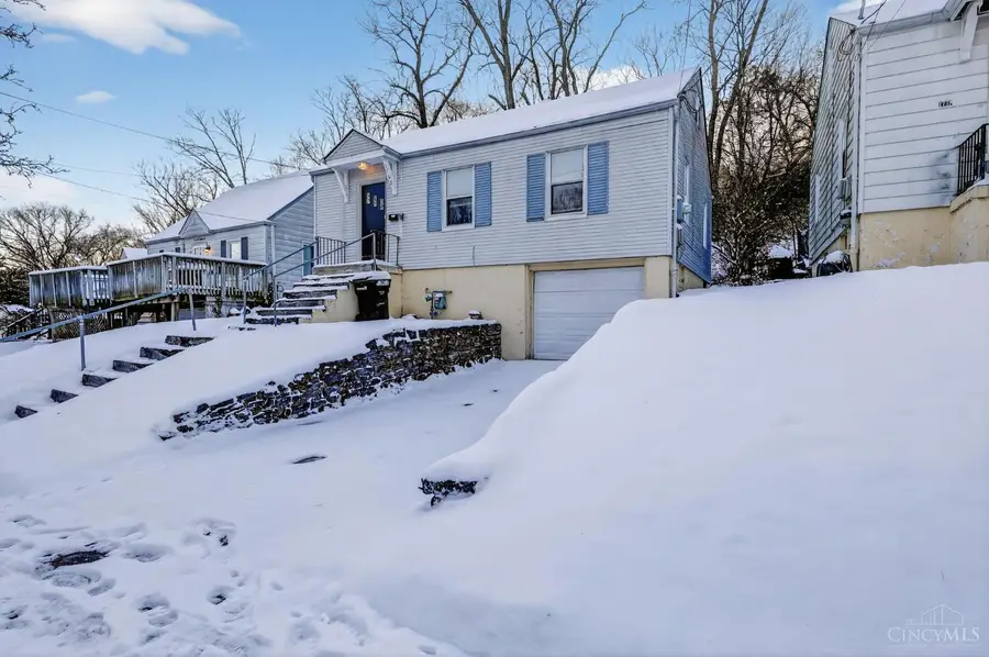 1782 Ashbrook Drive, Cincinnati, OH 45215 - Image #2