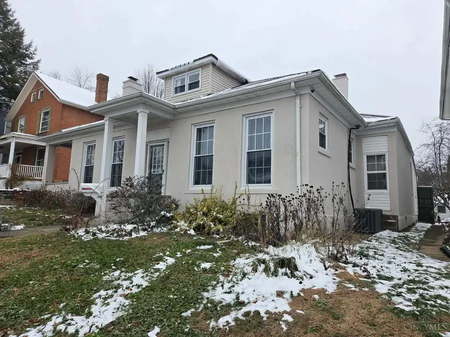 320 W Walnut Street, Hillsboro, OH 45133 - Image #2