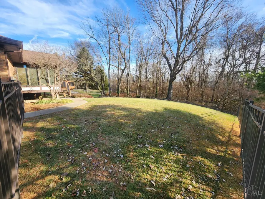 7385 Southpointe Drive, Cincinnati, OH 45233 - Image #3