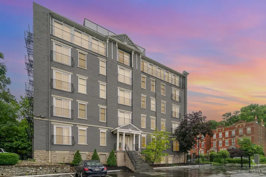 964 Auburnview Drive #3E, Cincinnati, OH 45206 - Image #2