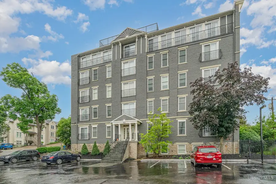 964 Auburnview Drive #3E, Cincinnati, OH 45206 - Image #3