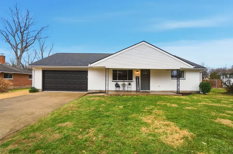 161 Ashbrook Road, Clayton, OH 45415 - Image #2