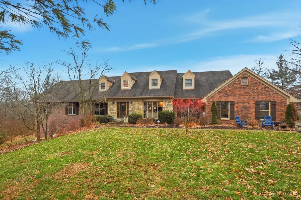 5821 Old Forest Lane, West Chester, OH 45069 - Image #1