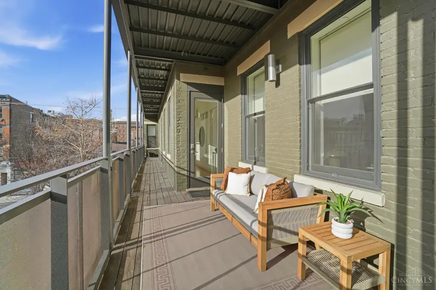 1824 Elm Street #2, Cincinnati, OH 45202 - #2