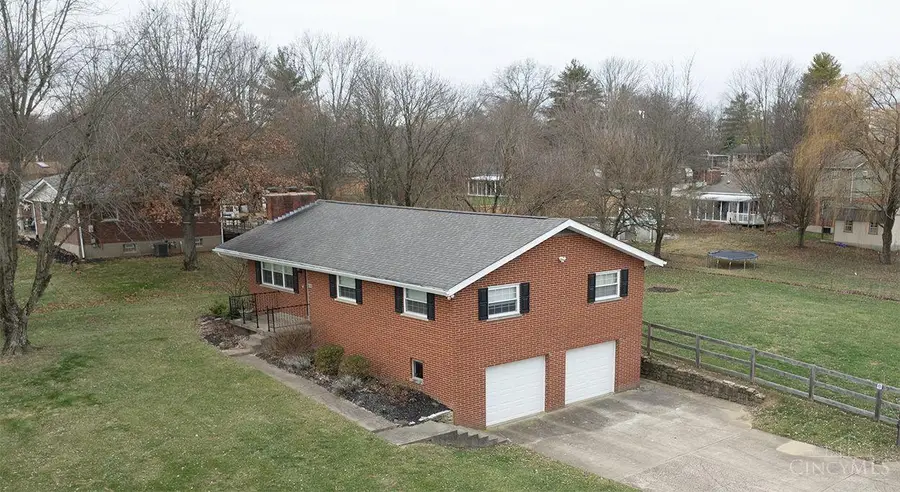 9385 Gina Drive, West Chester, OH 45069 - Image #2