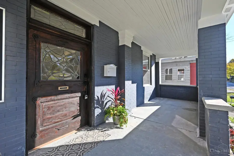 2312 Highland Avenue, Cincinnati, OH 45219 - Image #2