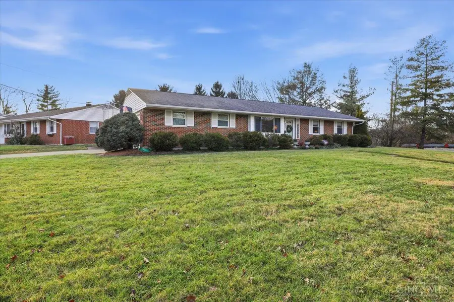 303 Princewood Court, Springdale, OH 45246 - Image #2