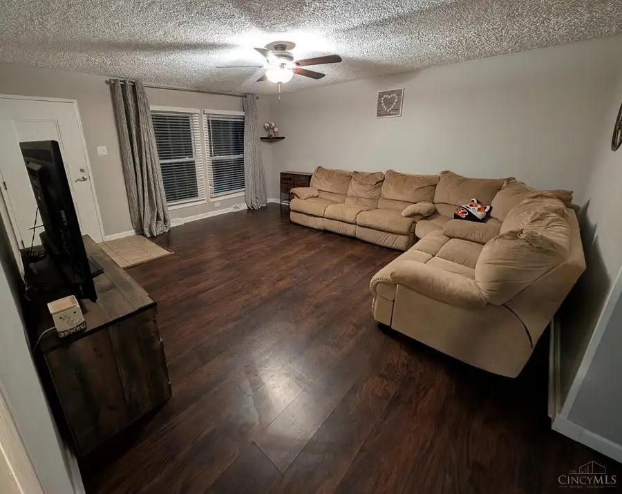 859 Gilcrest Lane, Delhi, OH 45238 - Image #2