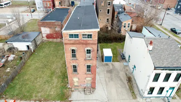 818 Livingston Street, Cincinnati, OH 45214