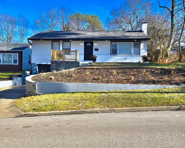 5940 Kenneth Avenue, Cincinnati, OH 45224