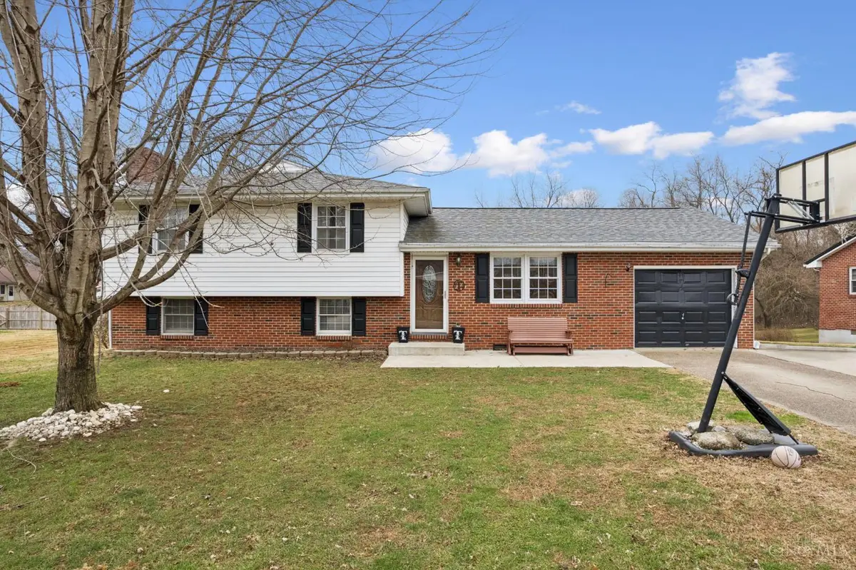 1885 Campbell Drive, Aberdeen, OH 45101 - Image #1