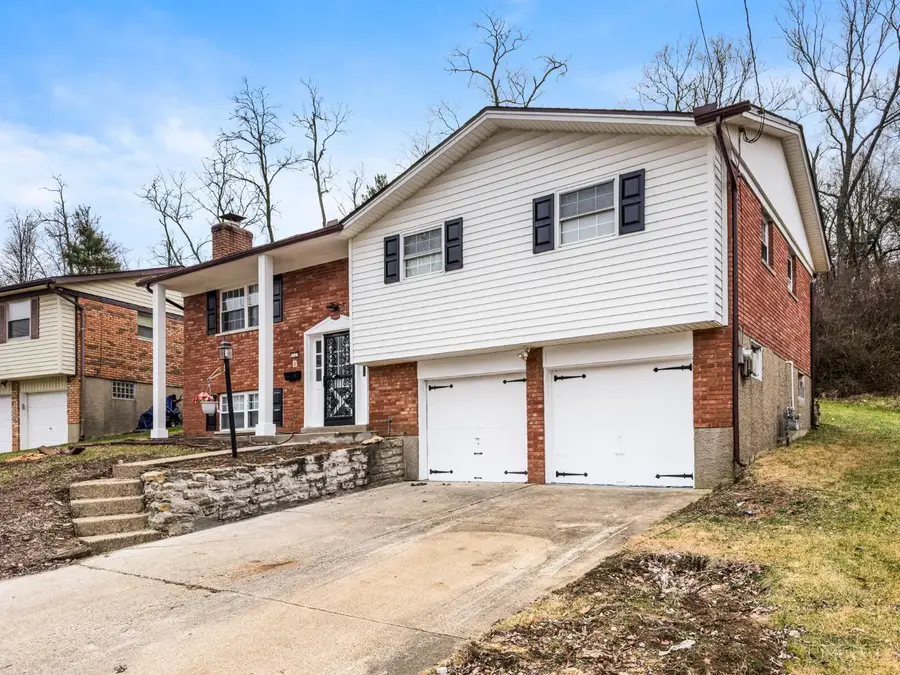 3121 Mary Jane Drive, Cincinnati, OH 45211 - Image #2