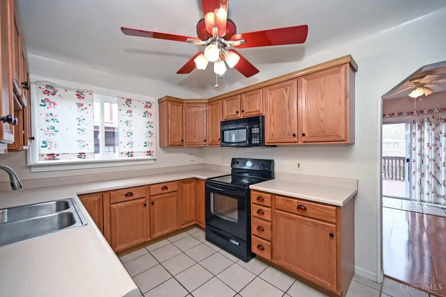 1266 Avon Drive, Cincinnati, OH 45229 - Image #3