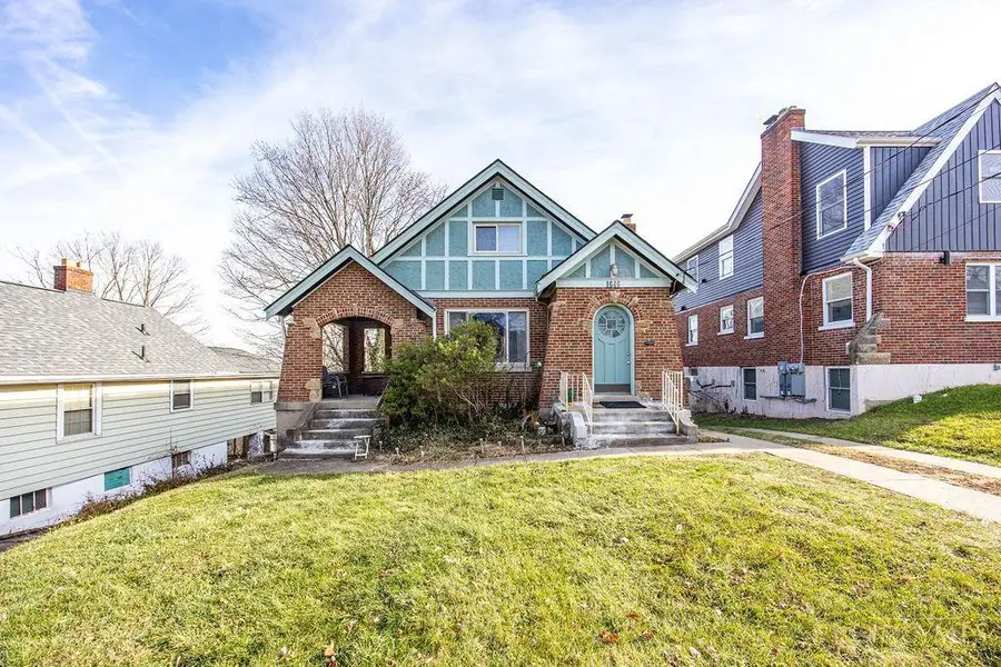 1646 Tuxworth Avenue, Cincinnati, OH 45238 - Image #2