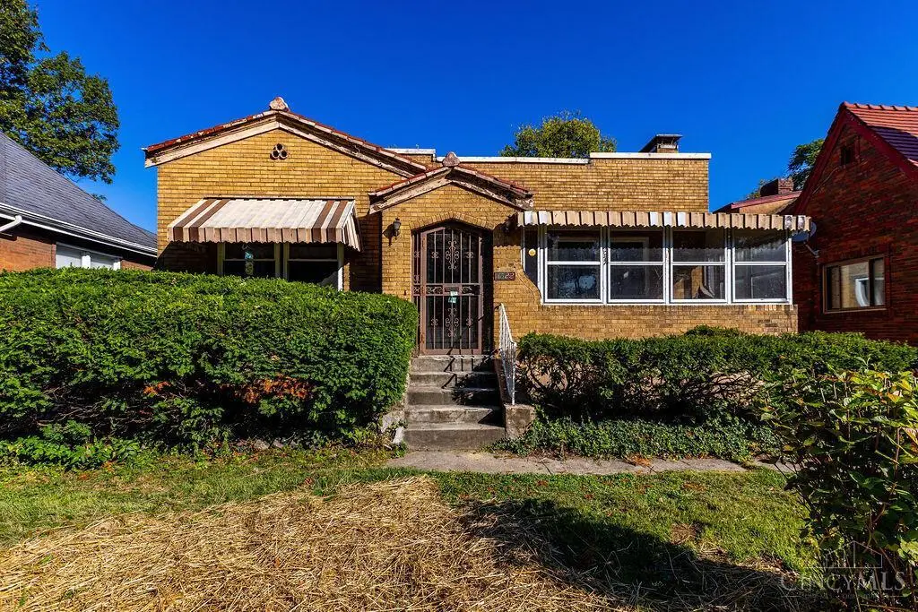 1522 Kenova Avenue, Cincinnati, OH 45237 - Image #1