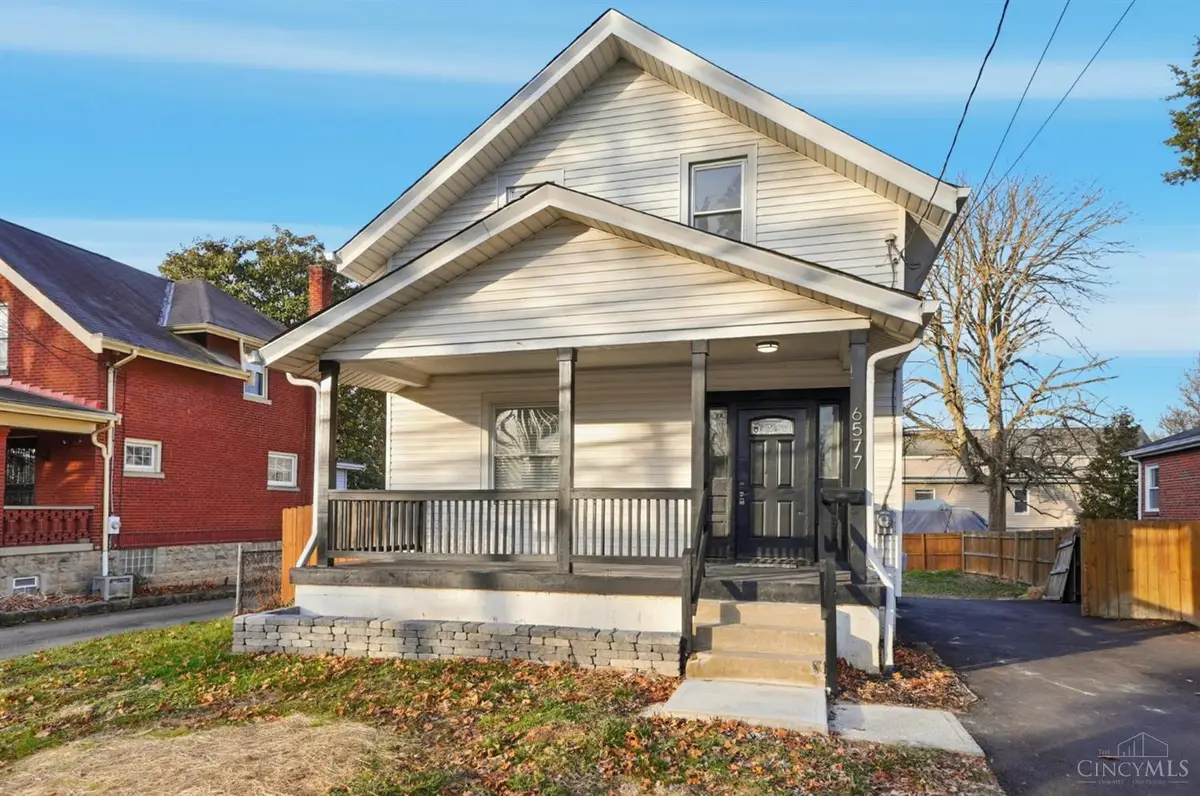 6577 Plainfield Road, Cincinnati, OH 45213 - Image #1