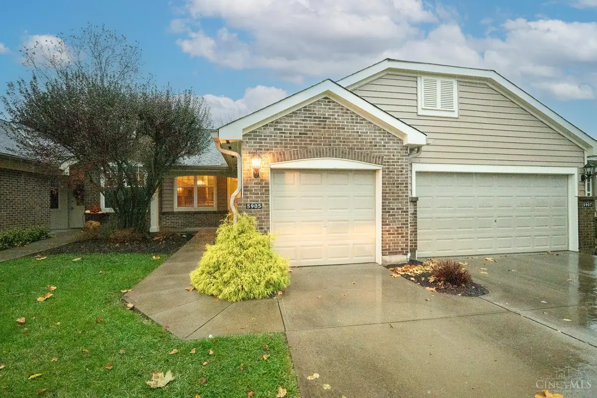 5905 Castlewood Crossing, Mulberry, OH 45150 - Image #1
