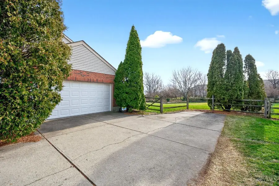 6193 Hedgerow Drive, West Chester, OH 45069 - Image #3