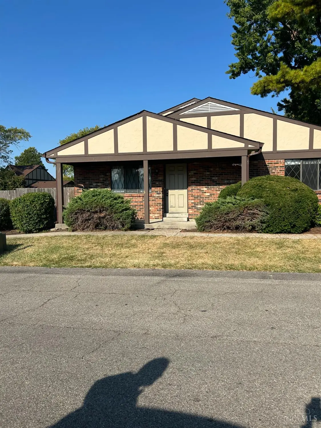 7393 Saxony Drive, West Chester, OH 45069 - Image #1