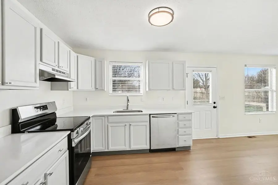 7985 Kenneth Street, West Chester, OH 45069 - Image #2