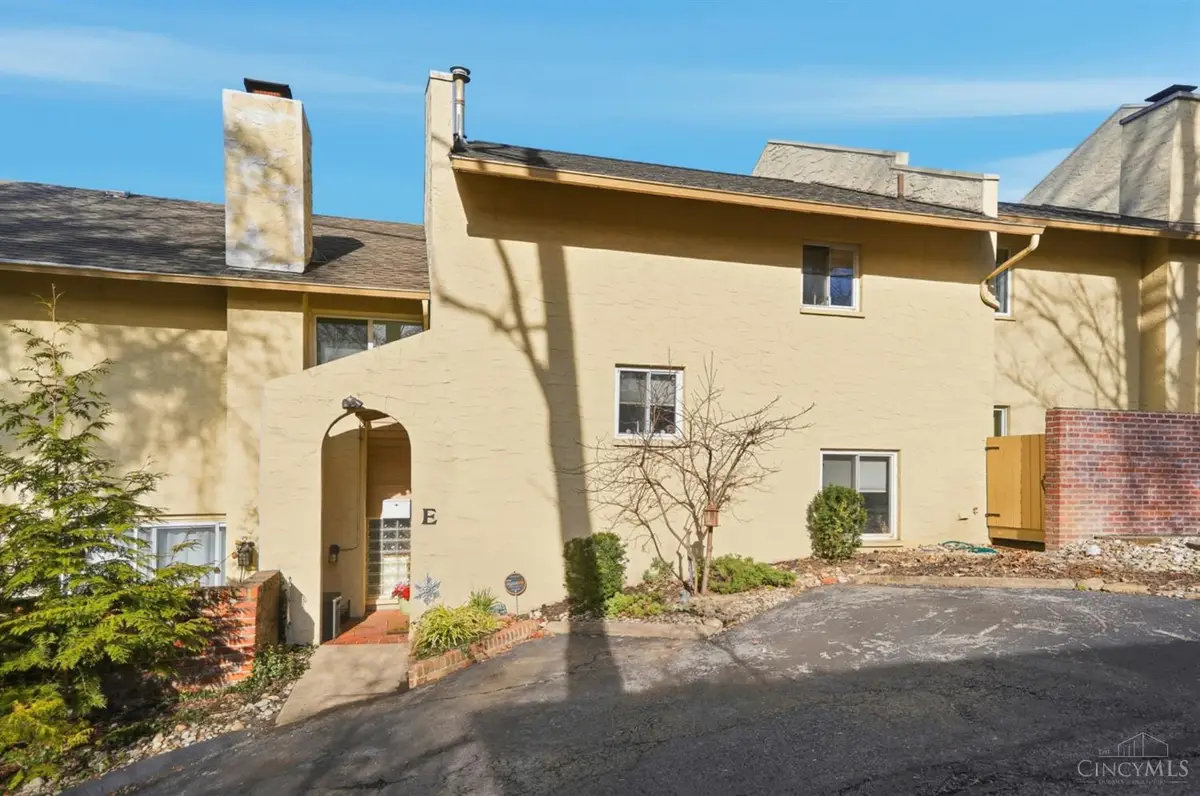 2111 Sutton Avenue #E, Cincinnati, OH 45230 - Image #1