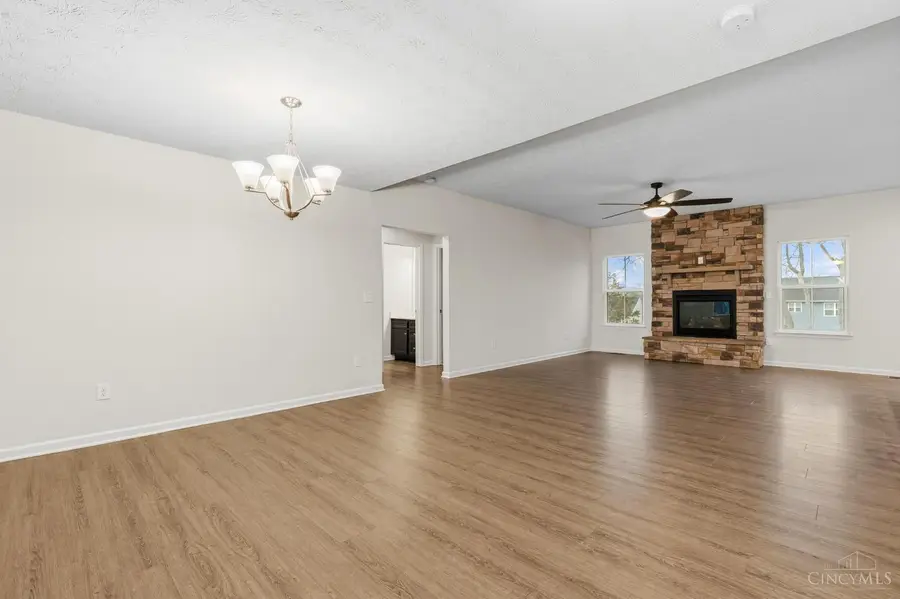 415 Pleasant Ridge Drive, Lebanon, OH 45036 - Image #3