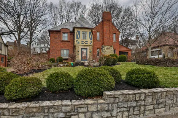 552 Ludlow Avenue, Cincinnati, OH 45220