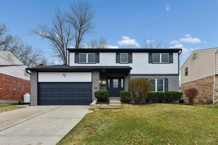 1033 Hearthstone Drive, Cincinnati, OH 45231 - Image #2