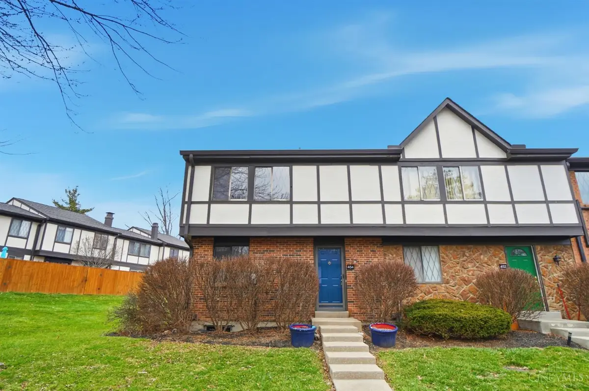 454 Dartmouth Circle #43, Union Township, OH 45244 - Image #1