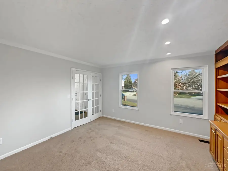 7395 Clarinbridge Court, West Chester, OH 45069 - Image #3