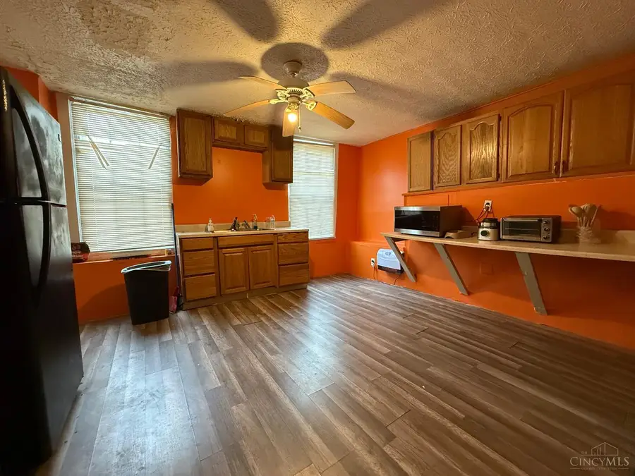 2594 Seegar Avenue, Cincinnati, OH 45225 - Image #3