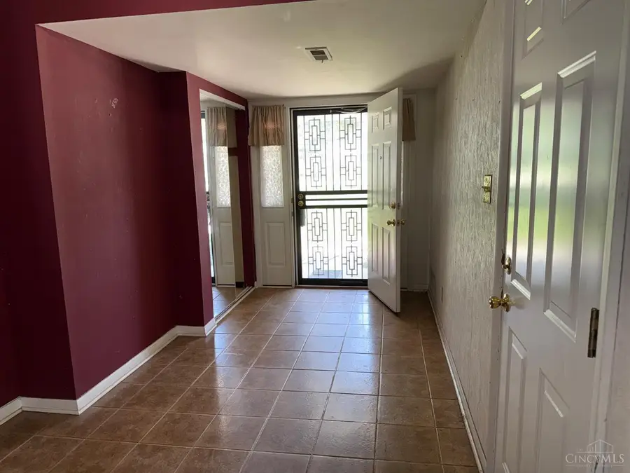 107 N Marshall Road, Middletown, OH 45042 - Image #2