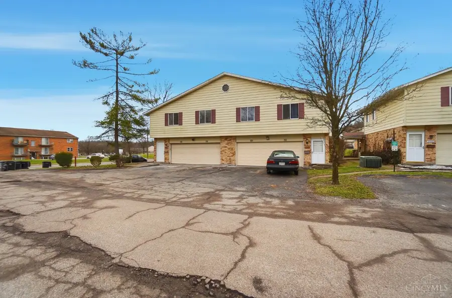 2458 Mustang Drive, Cincinnati, OH 45211 - Image #2