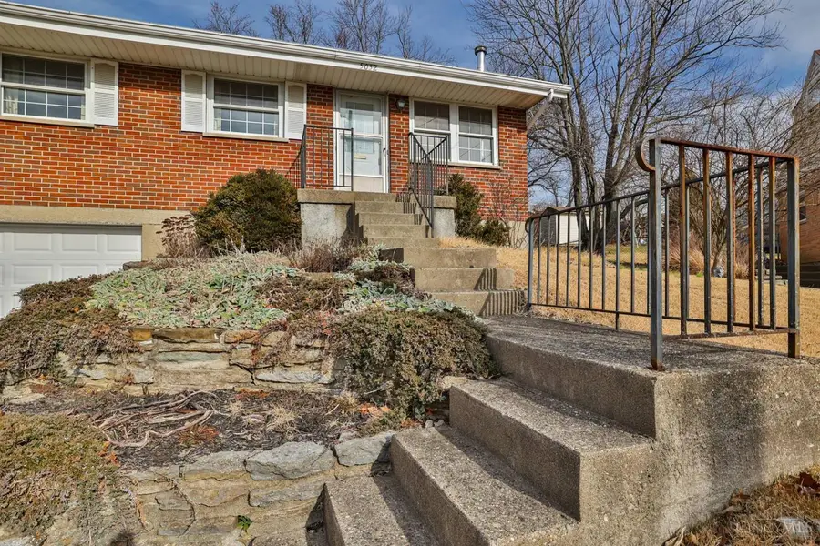 5052 Grosse Pointe Lane, Delhi Hills, OH 45238 - Image #3