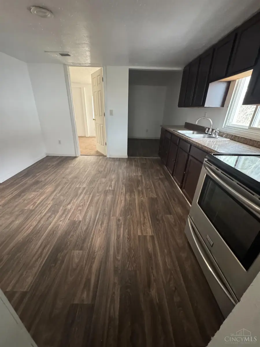 51 Woodrow Street, Saint Clair, OH 45013 - Image #3