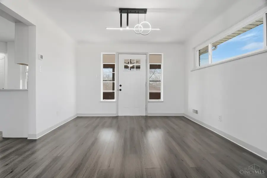 6101 Capri Drive, Cincinnati, OH 45224 - Image #3