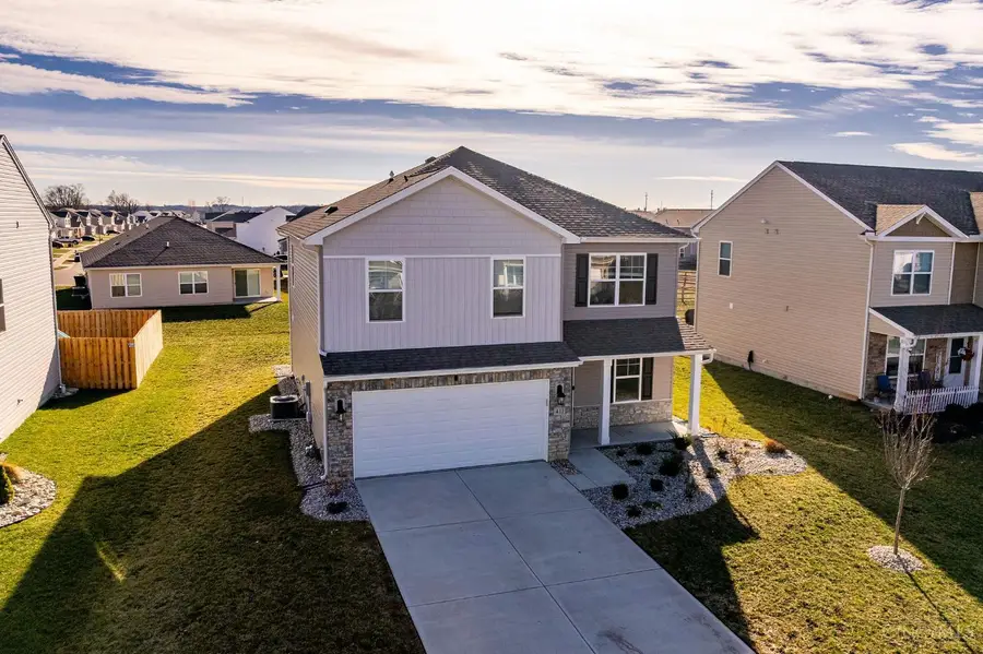 411 E Oak Avenue, Trenton, OH 45067 - Image #2