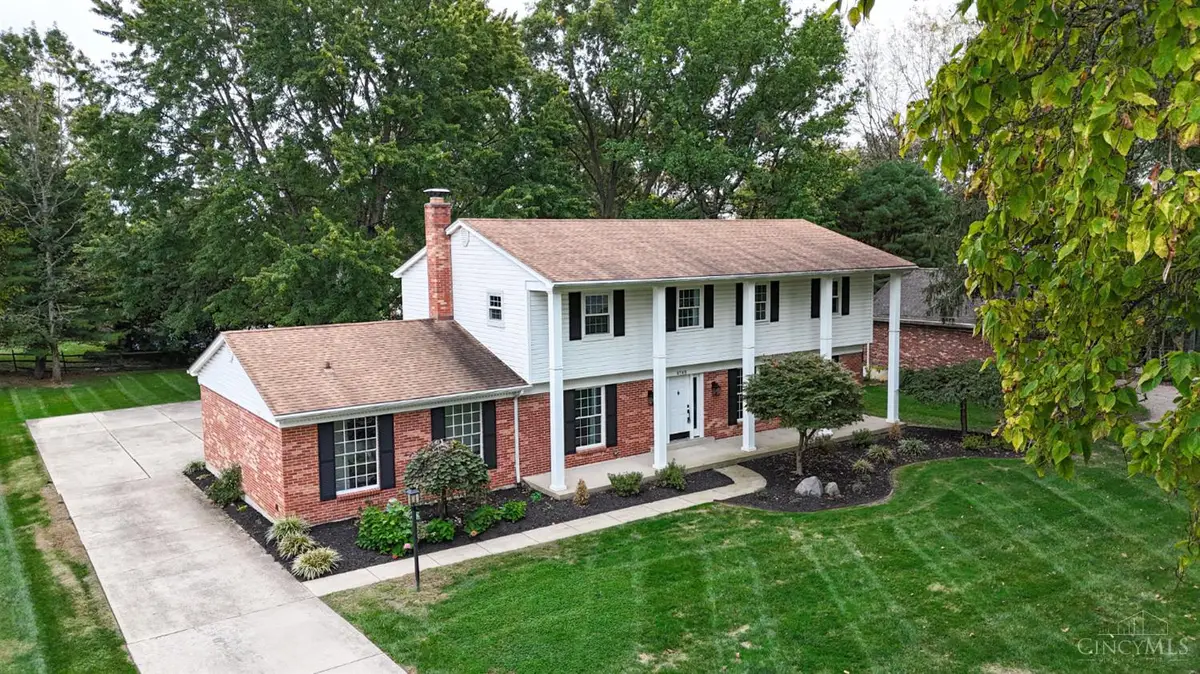 8765 Weller Road, Montgomery, OH 45249 - Image #1