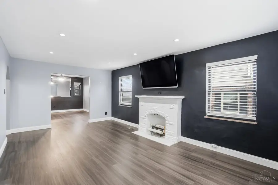 4915 Heuwerth Avenue, Cincinnati, OH 45238 - Image #2