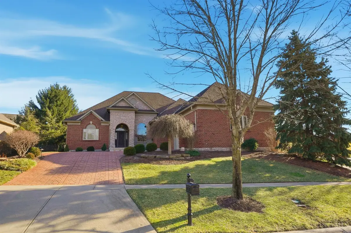 4984 Water Stone Lane, Warren, OH 45039 - Image #1