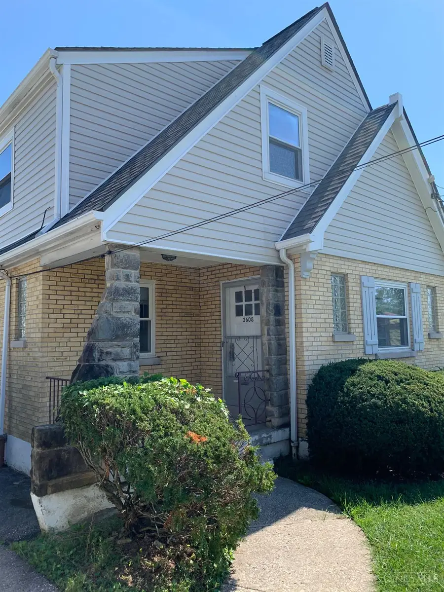 3608 Robb Avenue, Cheviot, OH 45211 - Image #2